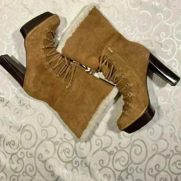 NIB!Calvin Klein Keona suede Wood heel lace up boot size 9 - Picture 5 of 12